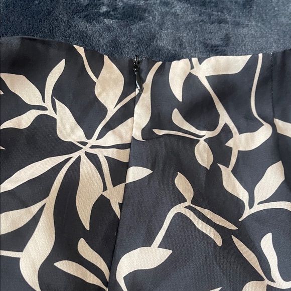 Cupshe Mckayla Leafy Tie Waisted Sarong - Size L - Picture 6 of 10